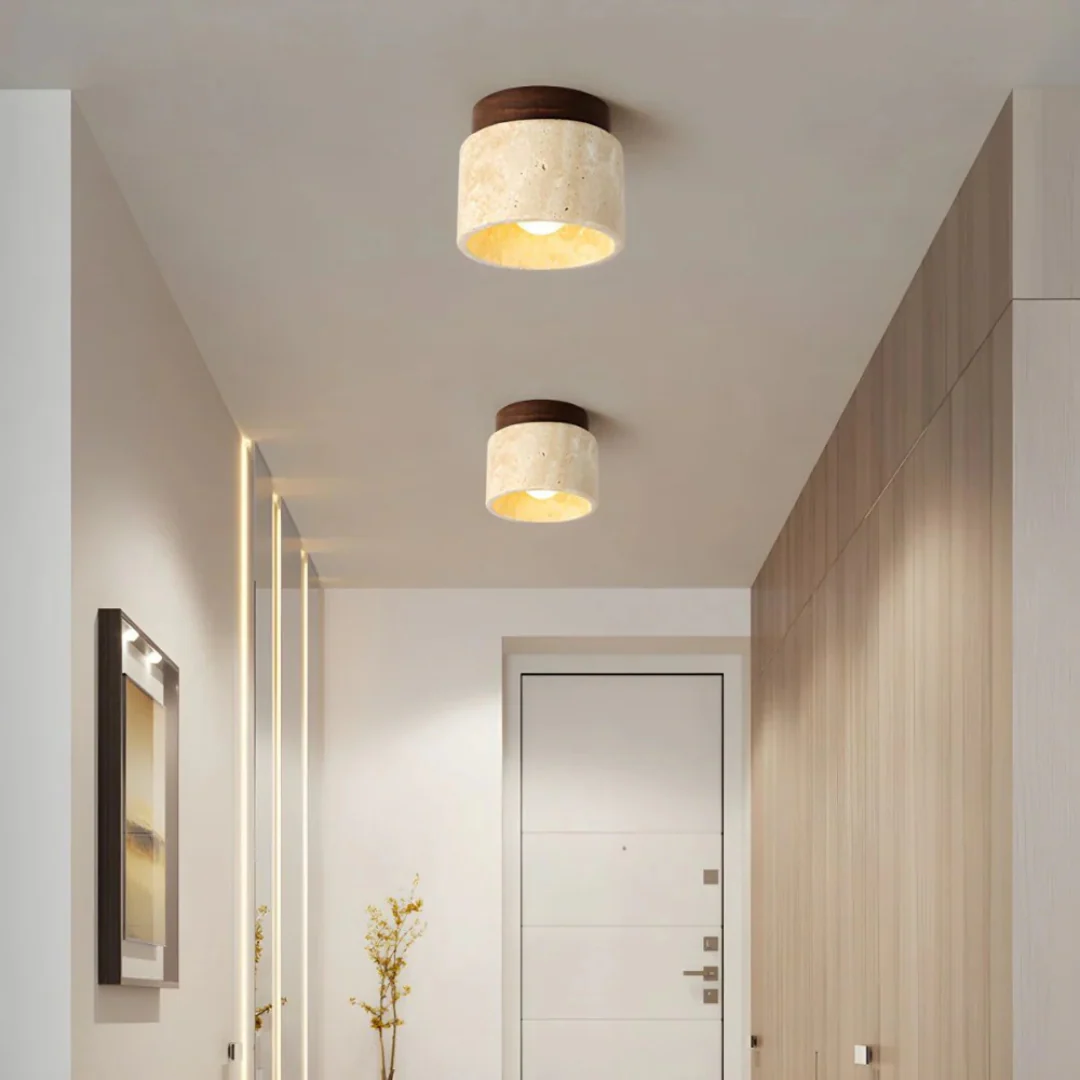 Radia – Cilindervormige Travertin Plafondlamp met Houten Accent