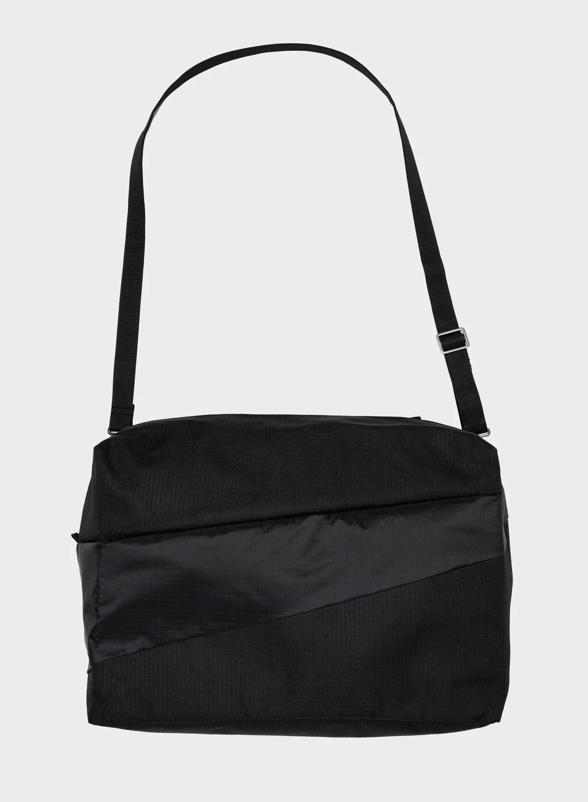 The New 24/7 Bag Black & Black