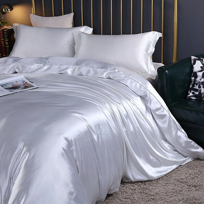 LuxeSilk Luxe Zijde Beddengoed voor Optimale Slaapcomfort