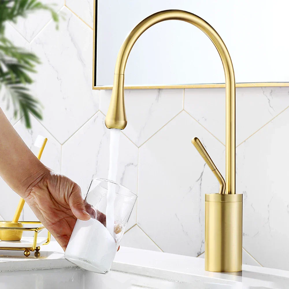BrassGlow – Warm & Koud Mengkraan voor de Wastafel