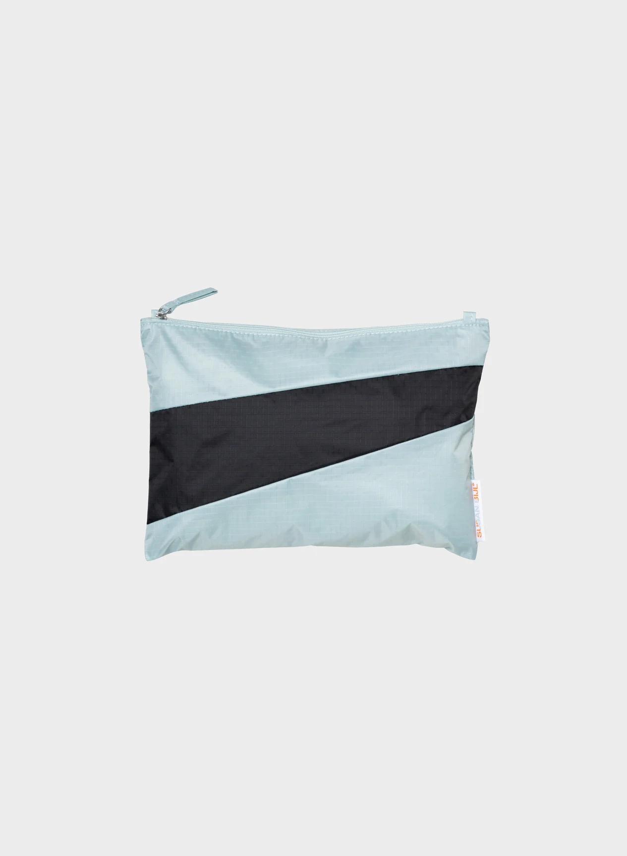 The New Pouch Surf Spray & Black Medium The New Pouch Surf Spray & Black Medium