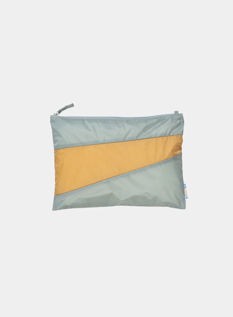 The New Pouch Grey & Camel Medium The New Pouch Grey & Camel Medium
