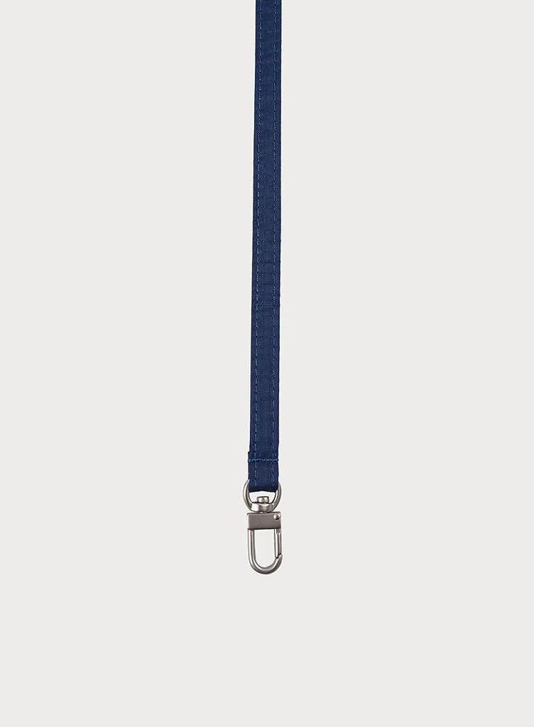 The New Strap Navy Slim The New Strap Navy Slim