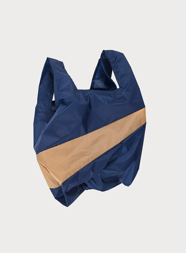 The New Shopping Bag Navy & Camel Medium The New Shopping Bag Navy & Camel Medium