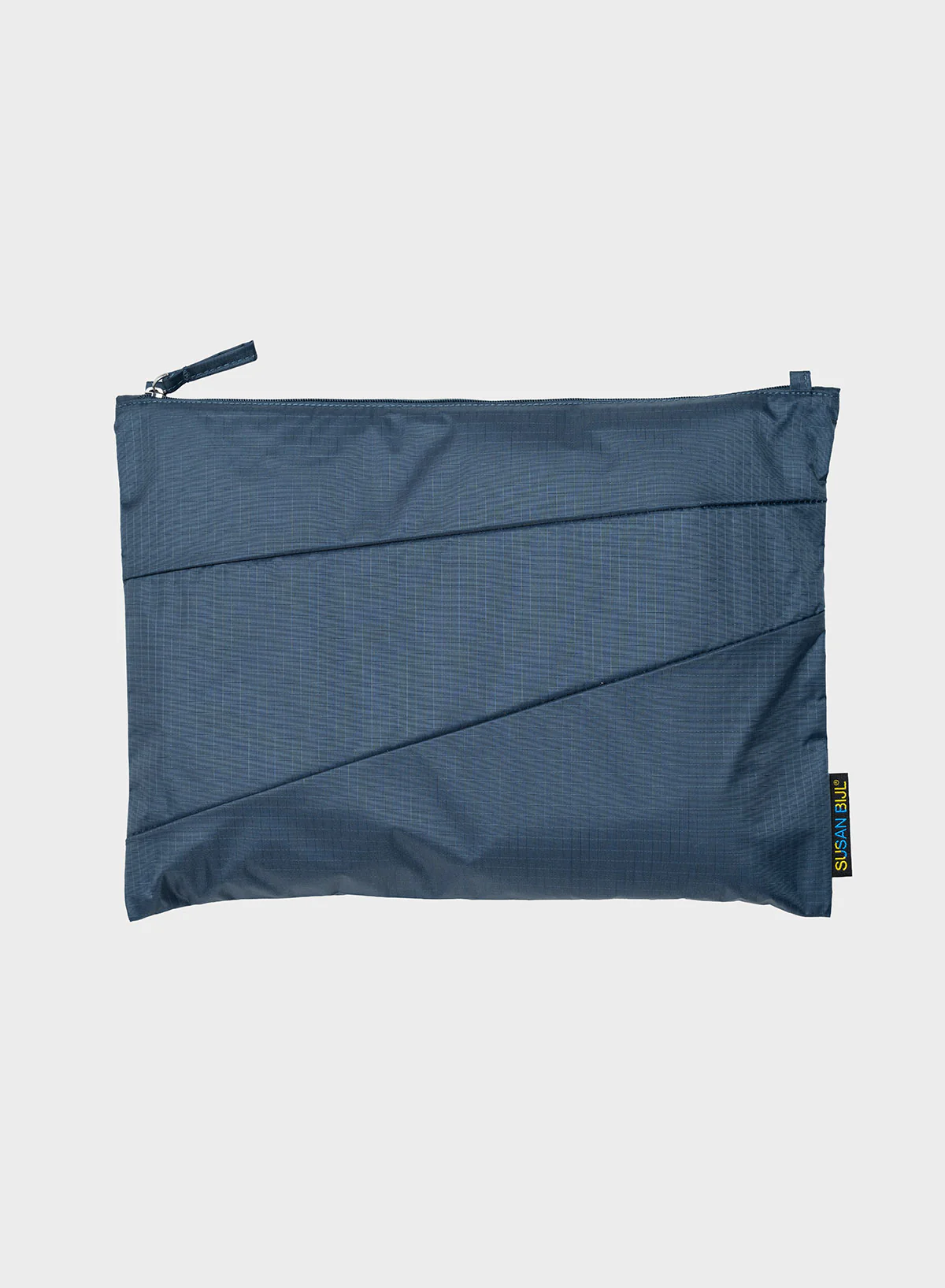 The New Pouch Mono Tornado Large The New Pouch Mono Tornado Large