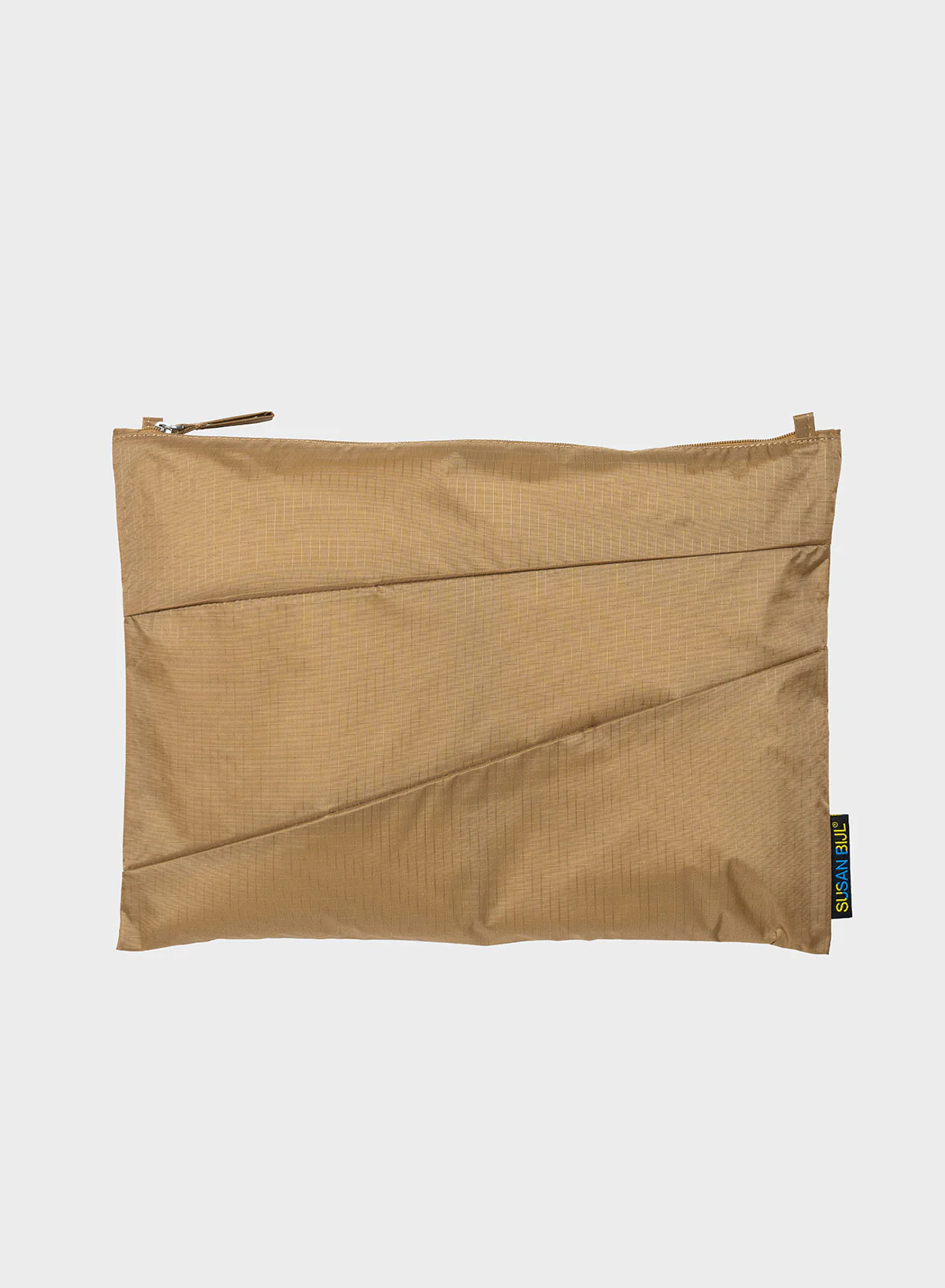 The New Pouch Mono Camel Large The New Pouch Mono Camel Large