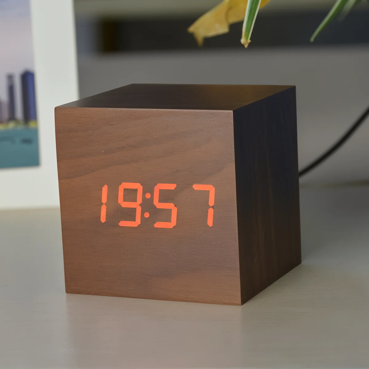 Elegante Digitale LED-klok van Hout