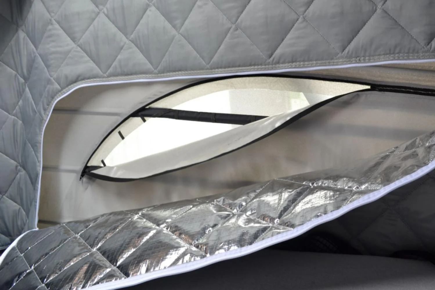 Thermicamp Roof hefdakisol. VW T5 / T6 California Thermicamp Roof hefdakisol. VW T5 / T6 California