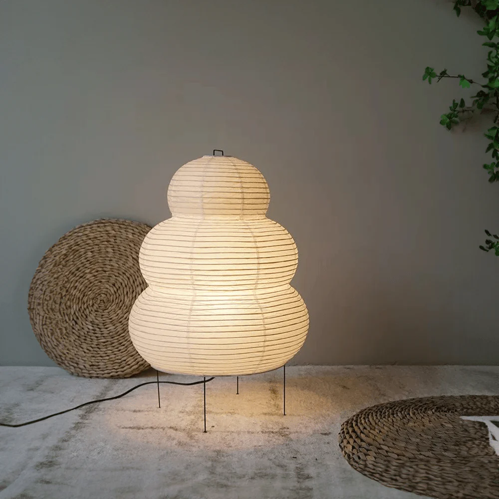 SabiGlow – Artistieke Wabi Sabi Rijstpapier Vloerlamp met Verstelbaar Statief